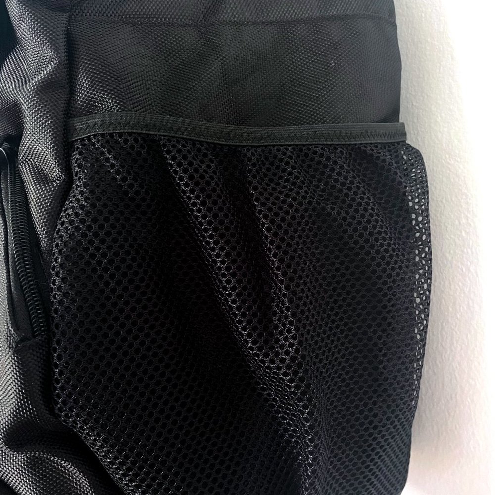NWOT Sporti Multi-Sport Backpack Deluxe Large Black Bag for All Athletic Sports - Picture 5 of 9